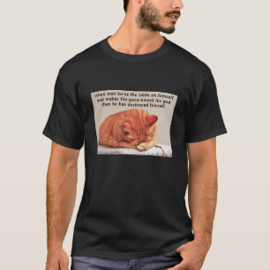 Man turns the table (dark) T-Shirt