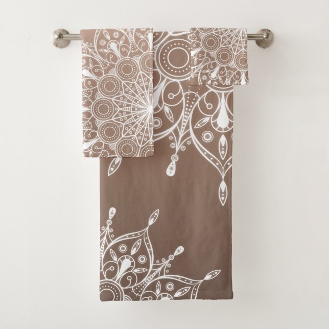 Mandala brown bath towel set (Insitu)