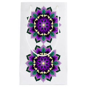 Mandala Pattern 02 in purple Small Gift Bag