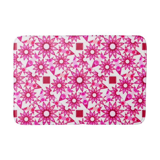 Mandala pattern in shades of pink, maroon bath mat (Front)