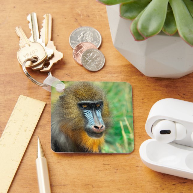 Mandrill 002 key ring (Desk)