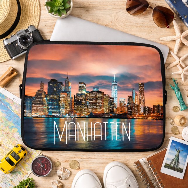 Manhatten Cityscape Laptop Sleeve (Creator Uploaded)