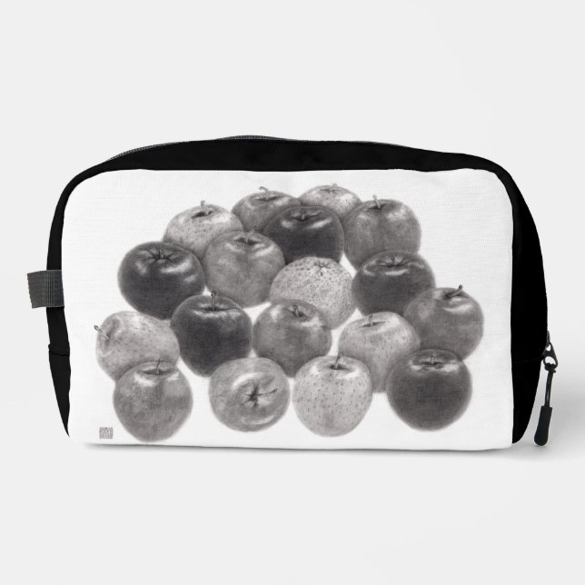 Many apples +1 dopp kit (Front)