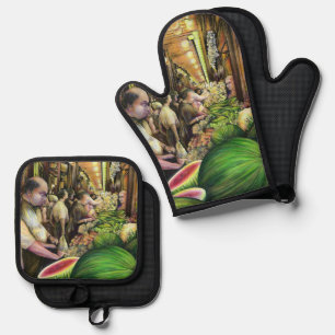 Many Melons, Many Men Oven Mitt & Pot Holder Set