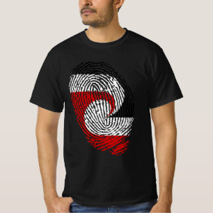 Maori flag fingerprints T-Shirt