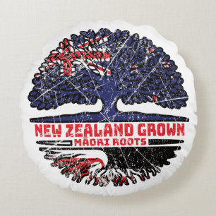 Maori New Zealander New Zealand Tree Roots Flag Round Cushion