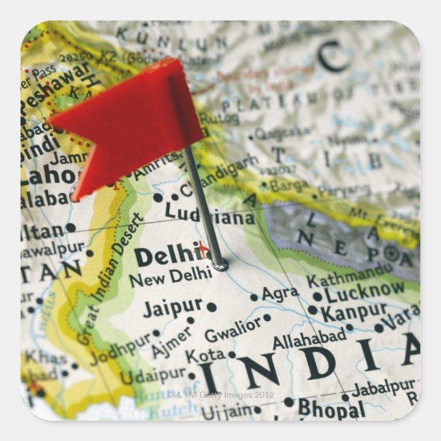 Map pin placed in New Delhi, India on map, Square Sticker (Front)