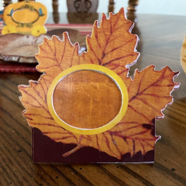 Maple Leaf Thanksgiving Table Place Card Frame (Creator Uploaded)