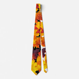 Maple leaves tie
