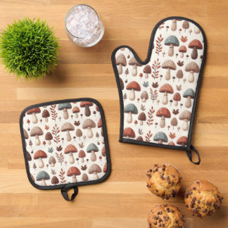 Marching Mushrooms Oven Mitt & Pot Holder Set