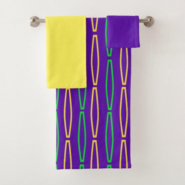 Mardi Gras Geometric Repeat  Bath Towel Set (Insitu)