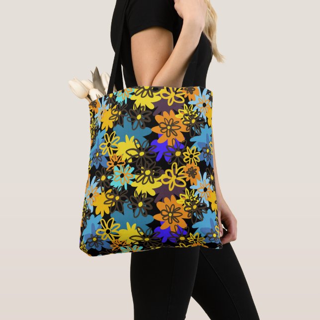 margaritas, daisies tote bag (Close Up)