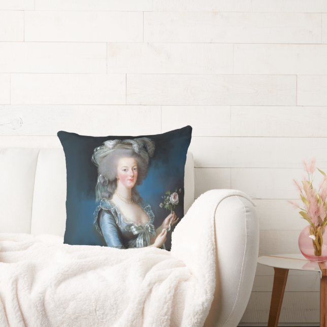 Marie Antoinette with a rose Cushion (Couch)