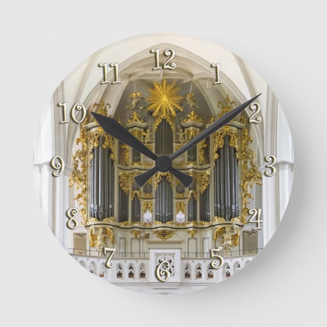 Marienkirche, Berlin wall clock improved version (Front)
