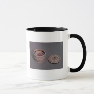 Mariner's compass in an ivory case mug