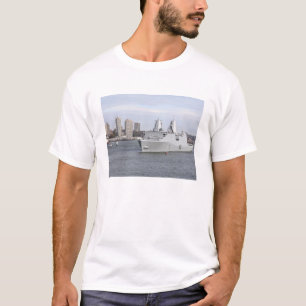 Marines and sailors man the rails T-Shirt