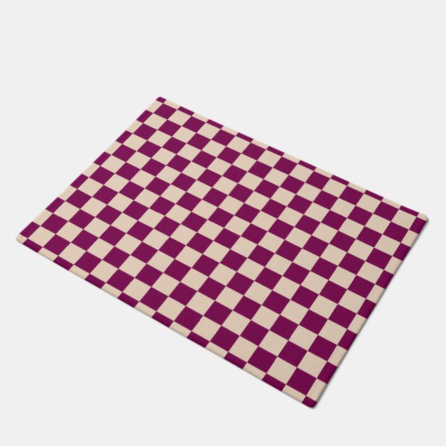 Maroon and beige checkerboard pattern doormat (Angled)