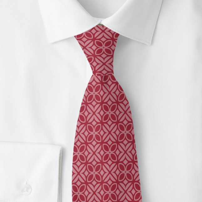 Maroon Leaves & Lines Tie (Creator Uploaded)