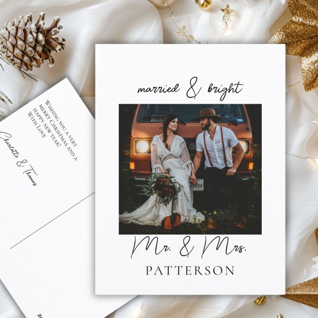Married & Bright Kundenspezifische Foto Holiday  (Customer specific, white, minimal, modern, "Married & Bright" Photo Card, script font.)