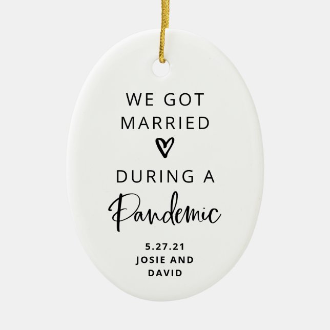 Married During a Pandemic | Photo Back Ceramic Tree Decoration (Front)