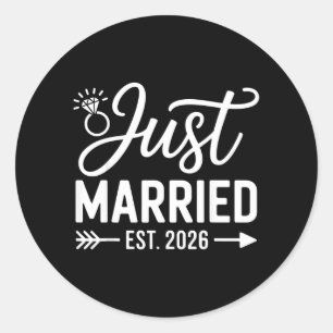 Married Est 2026 Wedding Wife Mr Mrs Bride Groom 4 Classic Round Sticker