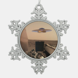 Mars InSight Alien UFO Saucer Encounter Snowflake Pewter Christmas Ornament