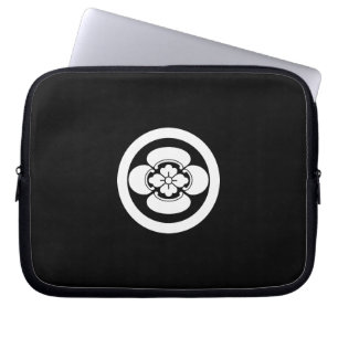Marunouchi Mokuri Laptop Sleeve