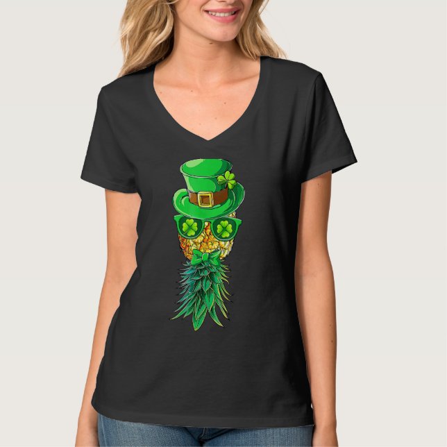 Mask Swinger Upside Down Pineapple St Patrick S Da T-Shirt (Front)