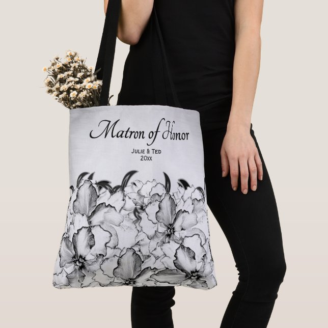 Matron of Honour Charcoal Floral w Bride Groom Dat Tote Bag (Close Up)