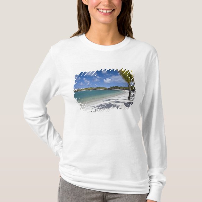 Mauritius, Eastern Mauritius, Trou d' Eau Douce, T-Shirt (Front)