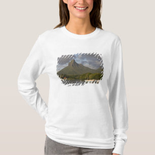 Mauritius, Western Mauritius, Tamarin, Montagne T-Shirt