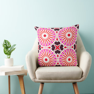 Mazipoodles Kaleidoscope Wheel P White Red Pink Cushion