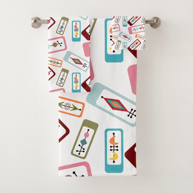 MCM Pickle Forks  Bath Towel Set (Insitu)