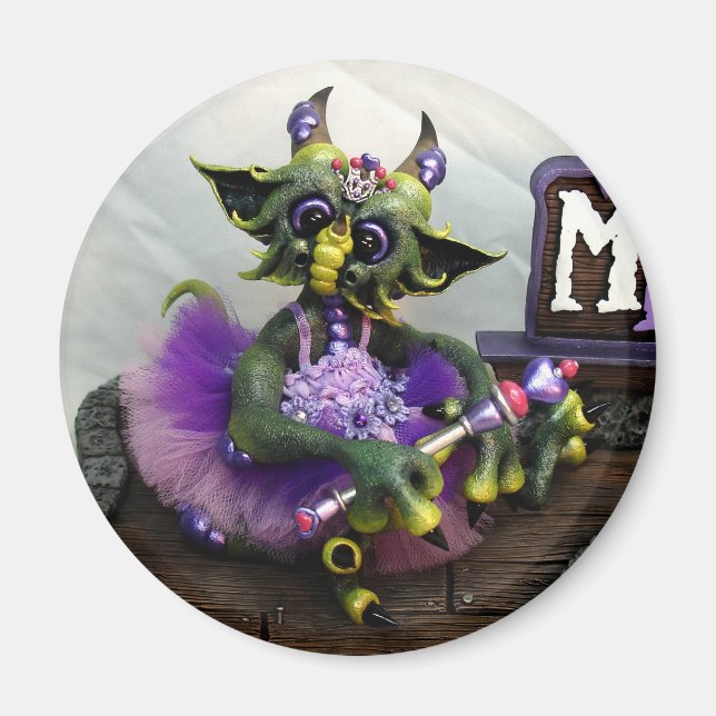 MD Princess Alina Dragon Magnet, Round Magnet (Front)