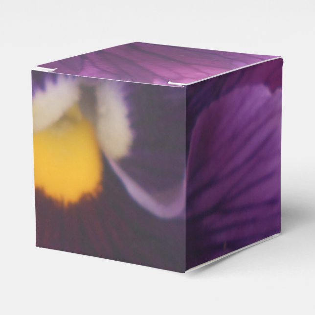 Mechteld Favour Box (Front Side)