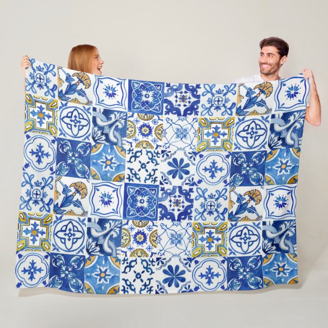 Mediterranean Blue, White & Yellow Floral Pattern Fleece Blanket (In Situ)