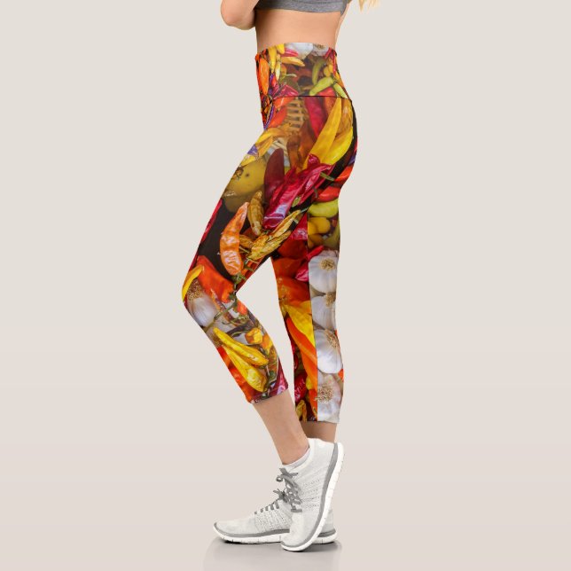 Mediterranean flavours capri leggings (Left)