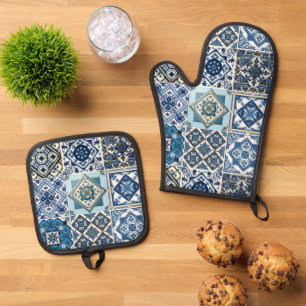 Mediterranean Tiles, Portugese, Azulejo, Majolica Oven Mitt & Pot Holder Set