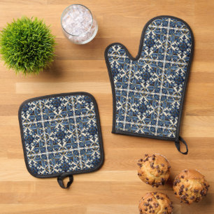 Mediterranean Tiles, Portuguese, Azulejo, Majolica Oven Mitt & Pot Holder Set