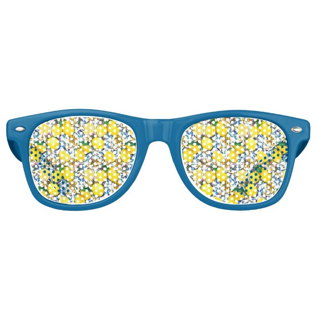 Mediterranean Traditional Pattern With Lemons Retro Sunglasses (Front)