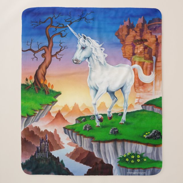 Medium Sherpa blanket Unicorn Kingdom (Front)