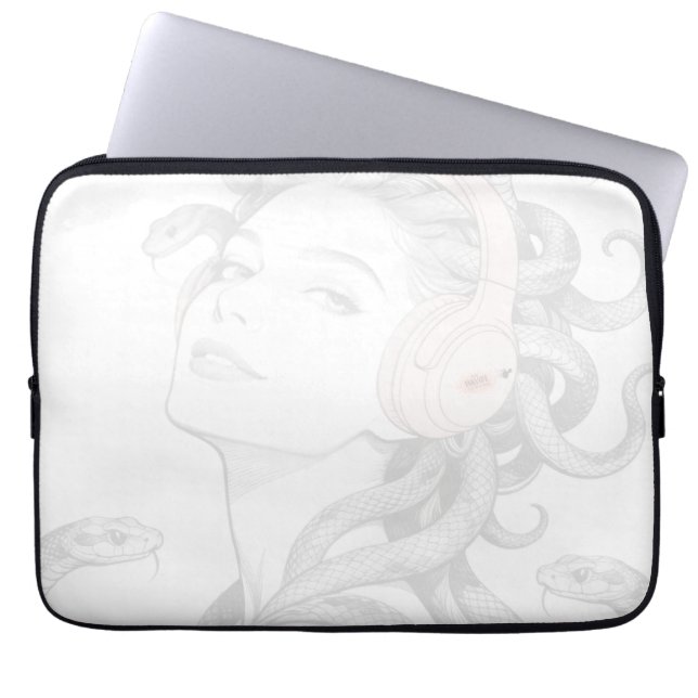Medusa - pose for the camera. laptop sleeve (Front)