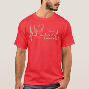 Megalodon lover heartbeat shark fossil hunter T-Shirt