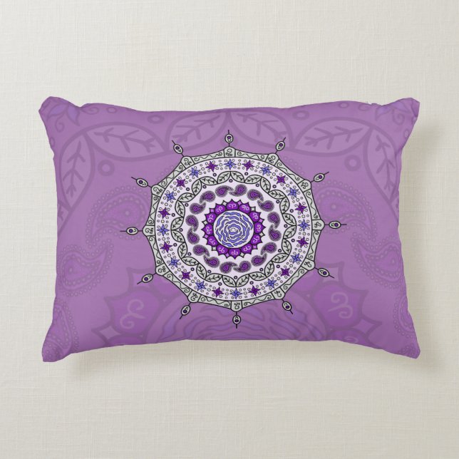 Mehndi Fantasy Silver Accent Pillow (Front)