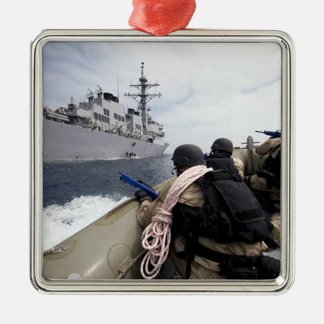 Members of the visit, board, search metal tree decoration (Front)