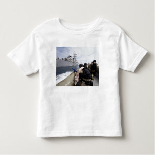 Members of the visit, board, search toddler T-Shirt
