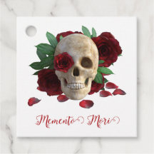 Memento Mori. Skull with red roses