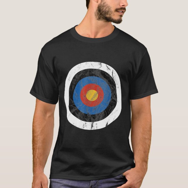 Men Bullseye Archery Target Bow Arrow Dart T-Shirt (Front)