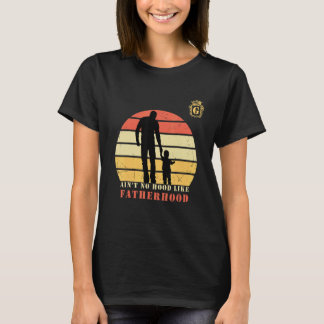 Mens Ain't No Hood Like Fatherhood Monogram Capita T-Shirt