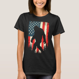 Mens bigfoot usa flag patriotic fourth of july T-Shirt